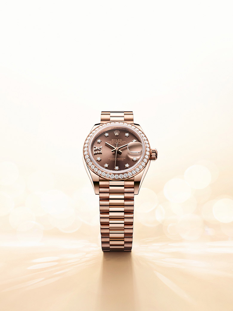 Rolex Lady-Datejust Oyster, Everose gold and diamonds