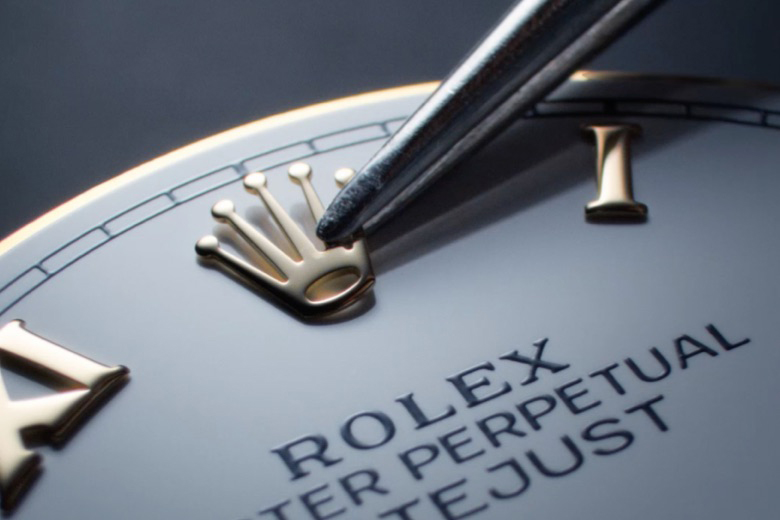 Putting Rolex crown on Rolex Oyster Perpetual Datejust